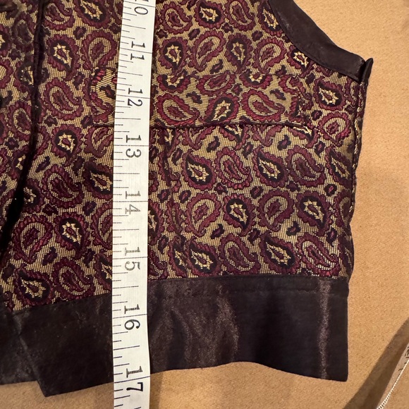 Limited London Paris New York Tapestry Vest - size XSmall - Picture 9 of 9